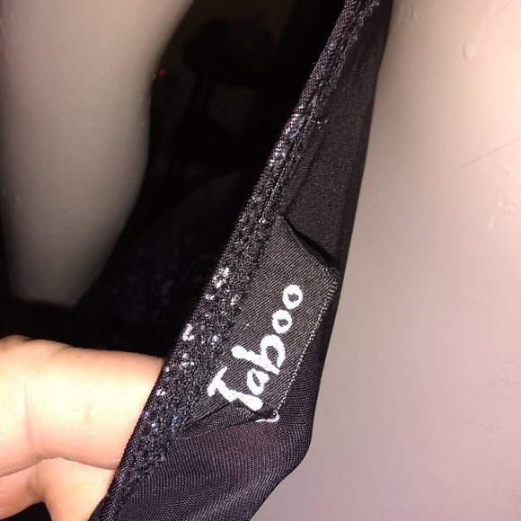 EXTREMELY CUTE TABOO EYECATCHING DRESS !! Medium - Picture 10 of 11